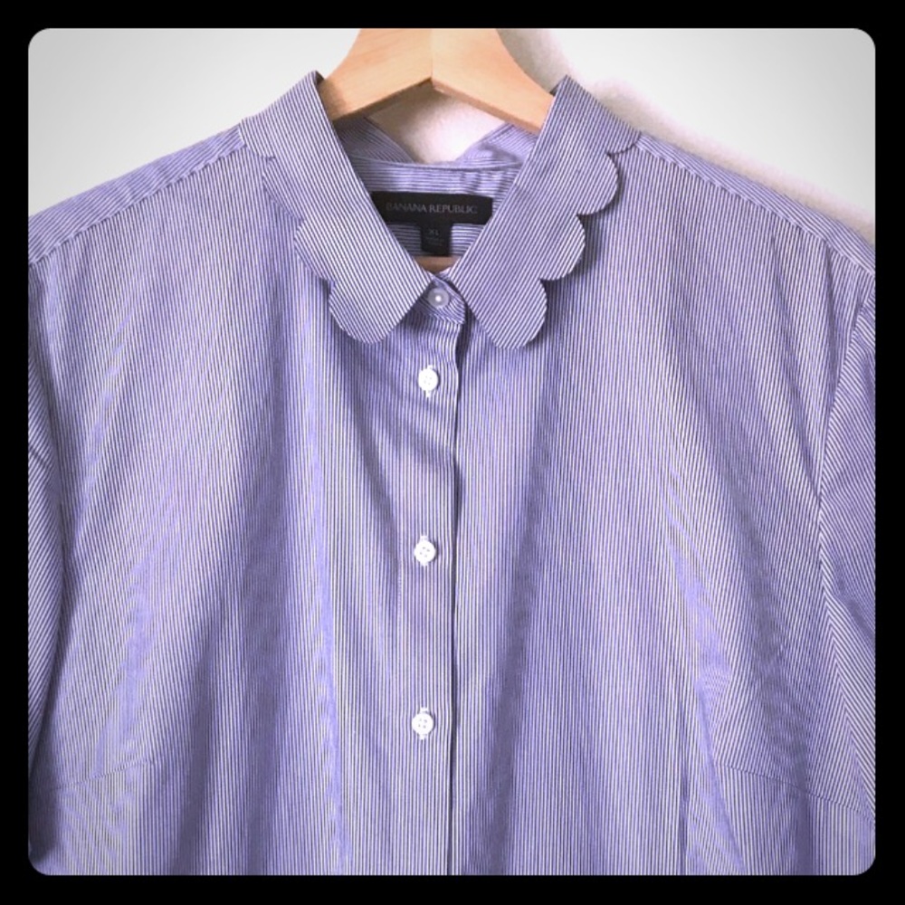 Chic striped buttondown w/ petal sleeves & collar
